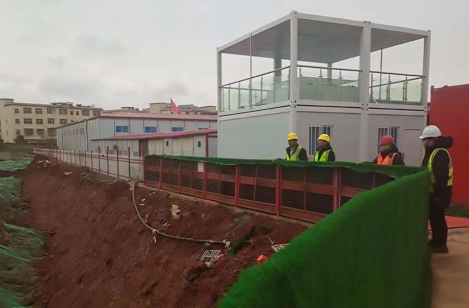 應(yīng)對低溫雨雪冰凍天氣 市政建設(shè)人在行動